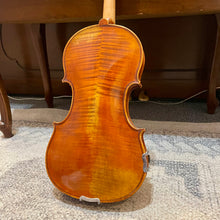 Load image into Gallery viewer, Used Albert Nebel (by Eastman) No. 601 4/4 Violin
