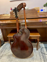 Load image into Gallery viewer, 1924 Gibson Style U Harp Guitar
