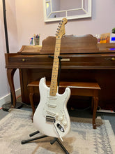 Load image into Gallery viewer, 2020 Fender Player Series Strat
