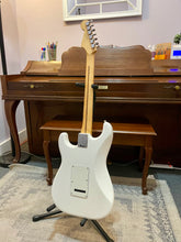 Load image into Gallery viewer, 2020 Fender Player Series Strat
