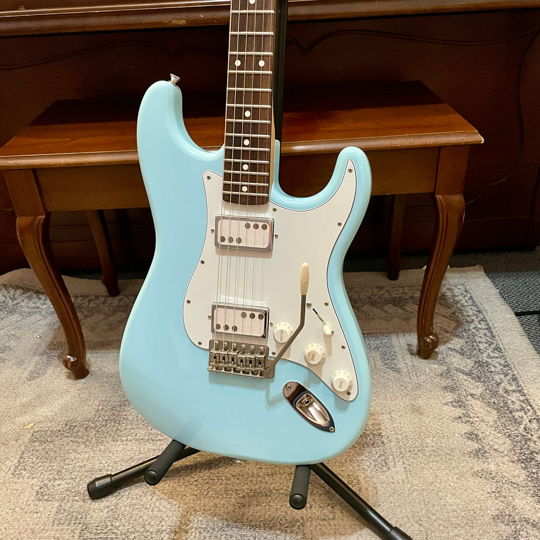 Bradfute Baby Blue Stratish