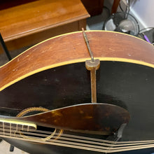 Load image into Gallery viewer, 1912 Gibson K-2 Mandocello
