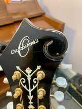 Load image into Gallery viewer, Used Oscar Schmidt OM-40 Mandolin
