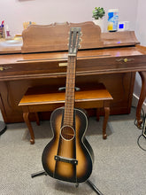 Load image into Gallery viewer, Vintage Bronson by Regal Square Neck
