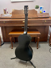 Load image into Gallery viewer, Vintage Bronson by Regal Square Neck
