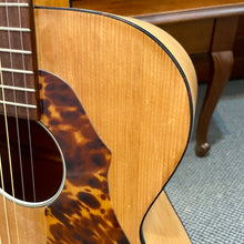 Load image into Gallery viewer, 1960's Morris Rowell Silvertone H621 Conversion
