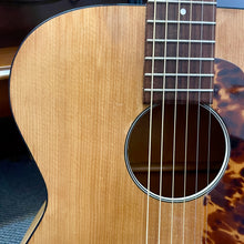 Load image into Gallery viewer, 1960's Morris Rowell Silvertone H621 Conversion
