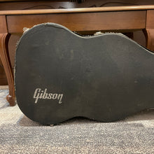Load image into Gallery viewer, Vintage (1970's?) Gibson Bass Case Purple Interior
