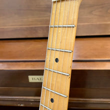 Load image into Gallery viewer, 1977 Peavey T-25
