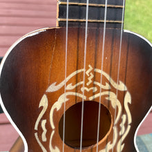 Load image into Gallery viewer, 1940&#39;s Harmony Art Deco Stencil Ukulele

